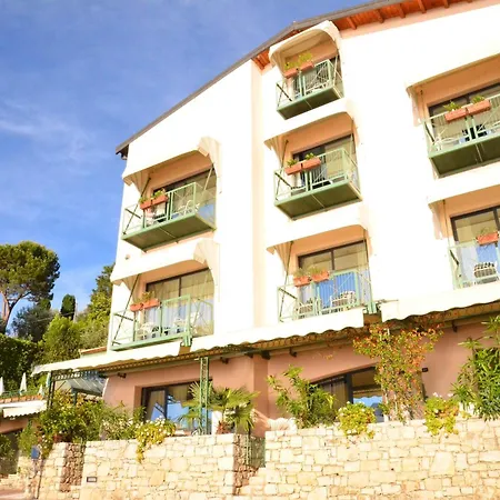 Hotel Villa Carlotta-3