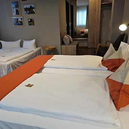 Hotel Alpha-3