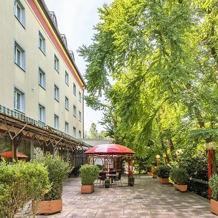 Parkhotel Crombach Am Salingarten-2