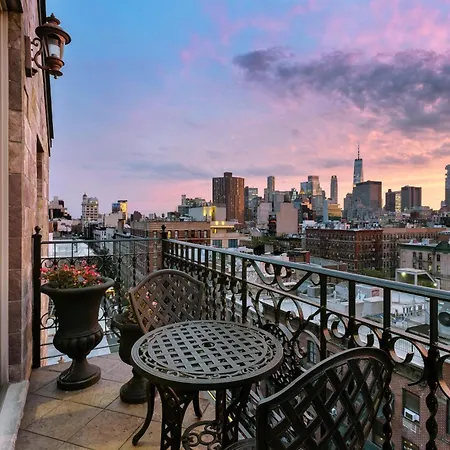 The Historic Blue Moon Hotel - Nyc-2