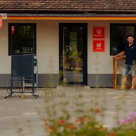Azur Waldcamping Auwaldsee-3