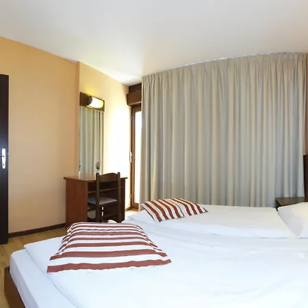 Hotel Donat-3