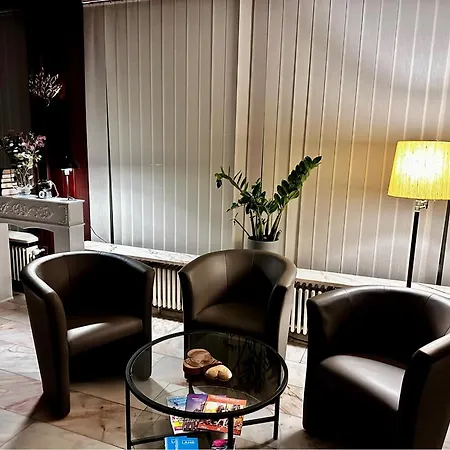City Hotel-3