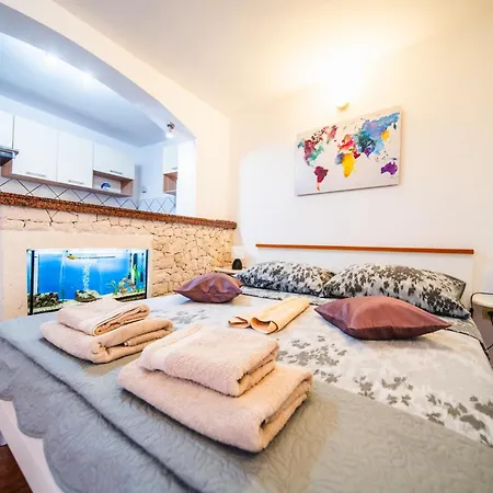 M & J Central Suites-2