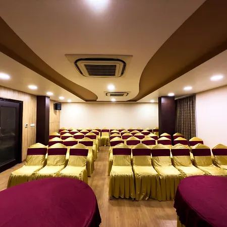 Hotel Royal Palm - A Budget Hotel In Udaipur-3