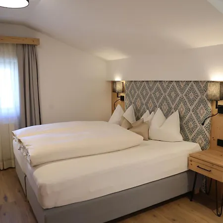Hotel Garni Glockenstuhl-3