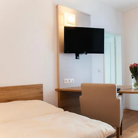 Hotel Perkeo-3