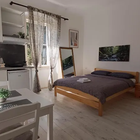 San Eleuterio Guesthouse-3