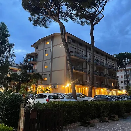 Hotel Aurora-2