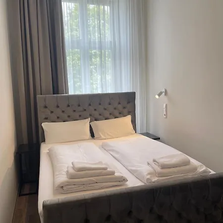 Motel Blue - Minimalist Boutique Hotel-2