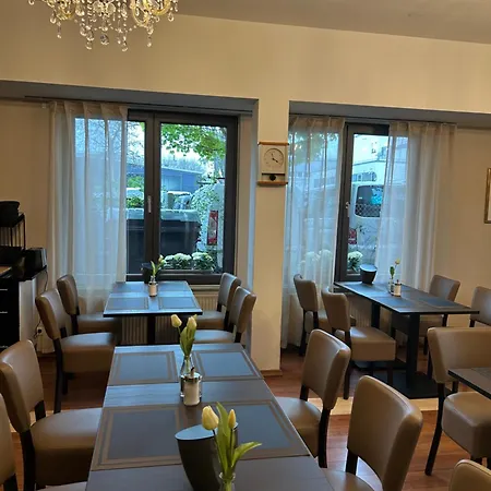 Hotel Das Kleine Ritz-2