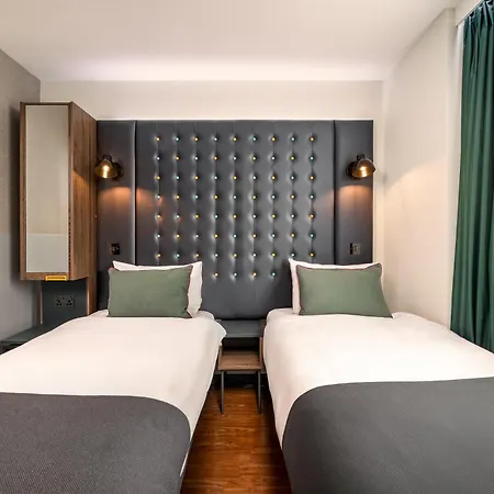 Point A Hotel London Waterloo-3