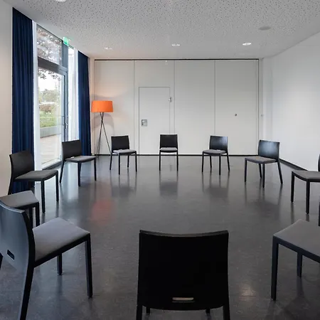Hotel am Remspark-3