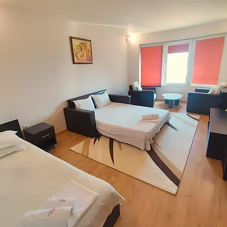 Hotel Avis-2