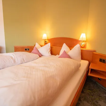 LandKomfort Hotel Elsenmann-3
