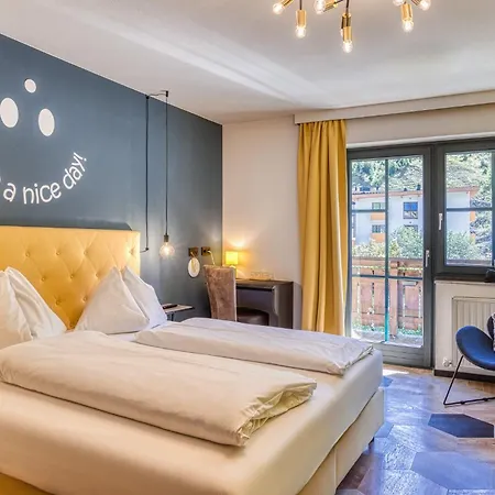 Boutique House Happyellow-2