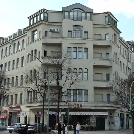 Selina Berlin West-3