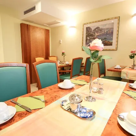 Hotel Miramar am Römer-3