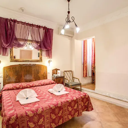 Hotel Caravaggio-2