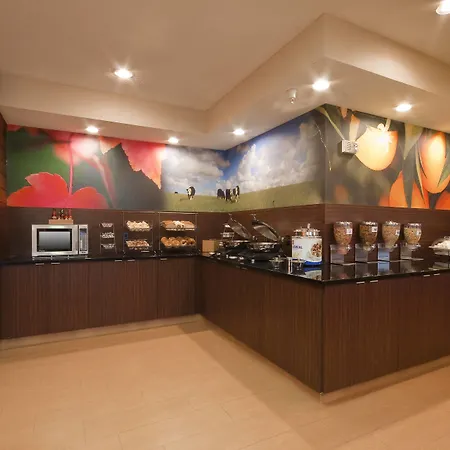 Fairfield Inn By Marriott Philadelphia Airport-3