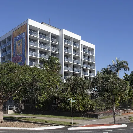 Cairns Plaza Hotel-3
