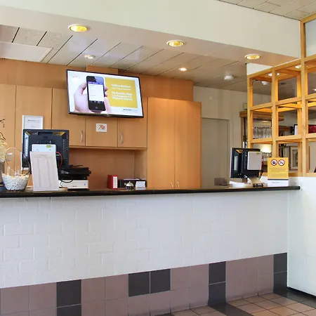 Bastion Hotel Schiphol Hoofddorp-2