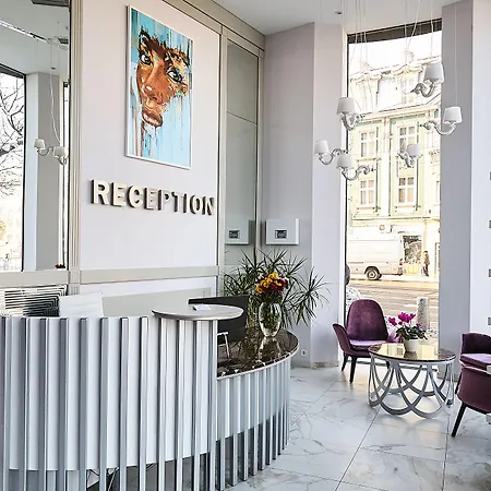 Hotel Lion Sofia-2