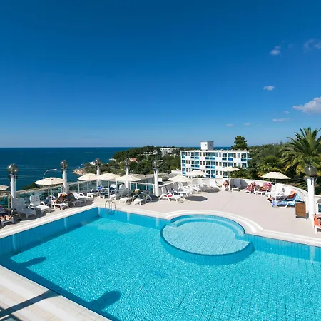 Hotel Gran Vista Plava Laguna-2