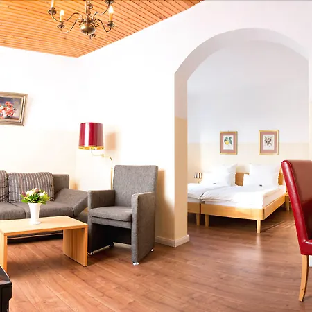 Hotel zum Kuhhirten-2