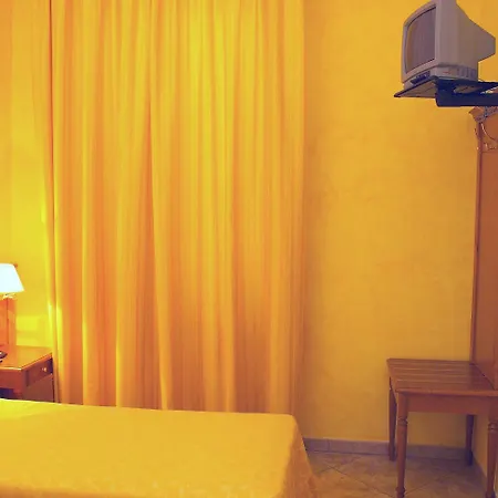 Hotel Kriss-3
