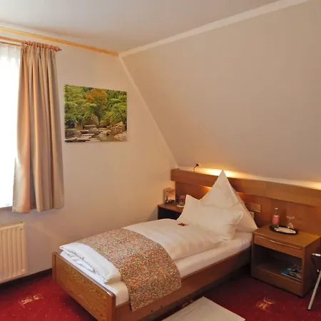 Hotel Kaiserquelle-3