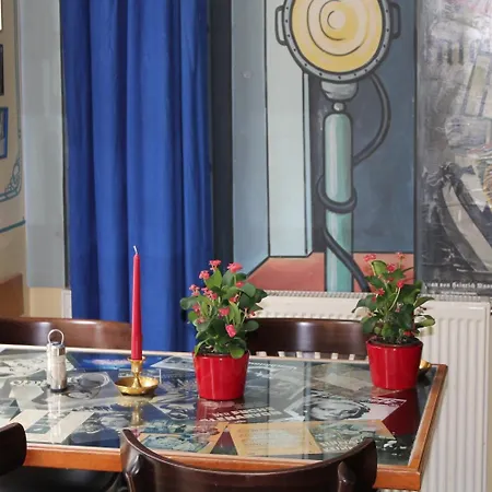 Filmhotel Lili Marleen Potsdam-3