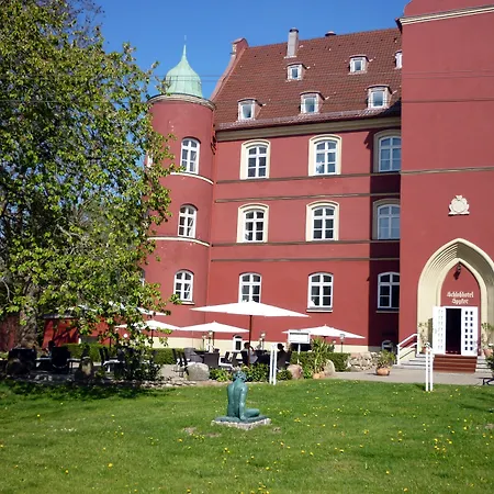 Hotel Schloss Spyker-2