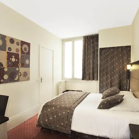 A L'Hotel Des Roys-2