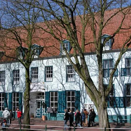 Hohes Haus-2
