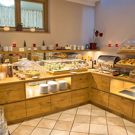 Arndt Hotel Garni-3