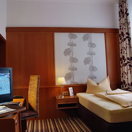 Hotel Monopol-2