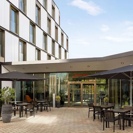Vienna House Easy By Wyndham Osnabrueck City & Apartments-3