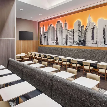 Hampton Inn Times Square Central-3