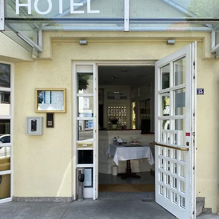 Hotel Am Theater-2
