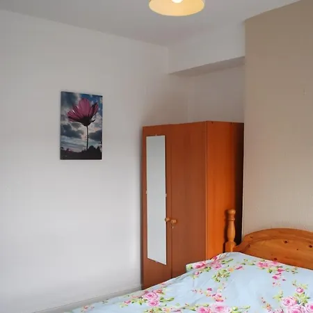 Clift Guest House-3
