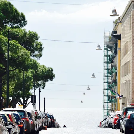Relais Piazza Del Plebiscito B&B-2