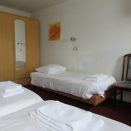 Hotel American-2