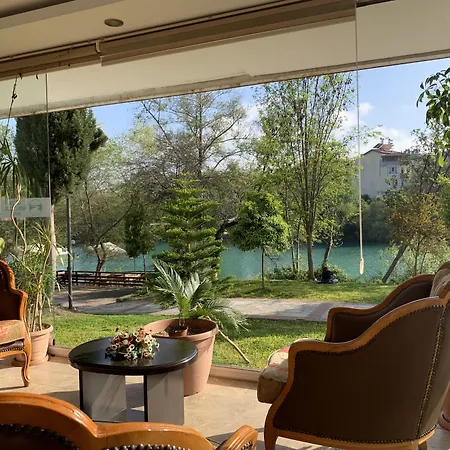 River Hotel-2