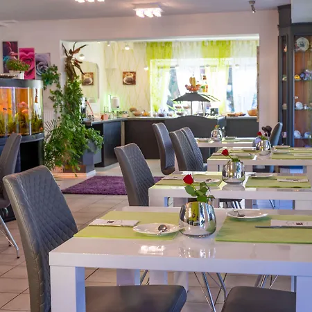 Hotel Rosengarten-2
