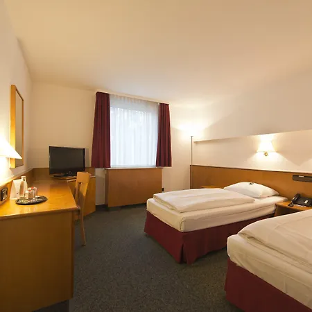 Hotel Motodrom-2