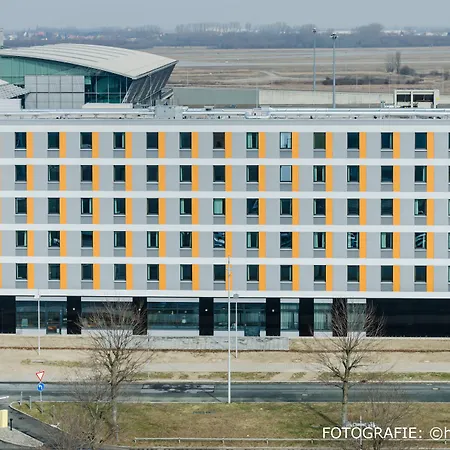 Campanile Leipzig Halle Airport-3
