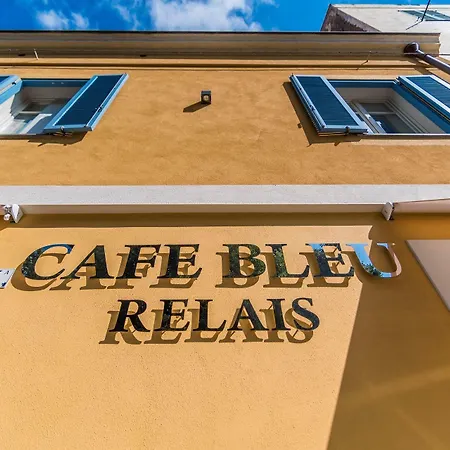 Cafe Bleu Relais-2