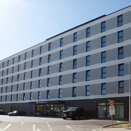 Holiday Inn Express Frankfurt Airport - Raunheim By Ihg-2