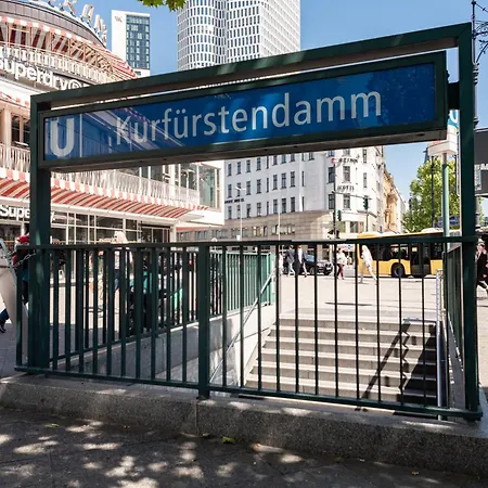 AZIMUT Hotel Kurfuerstendamm Berlin-3